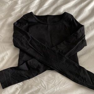 Lululemon ebb to street cropped long sleeve shirt